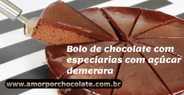 Bolo de chocolate com especiarias com açúcar demerara